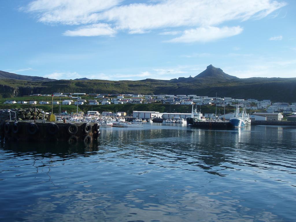 Gisting Og Galleri Hotel Ólafsvík Buitenkant foto